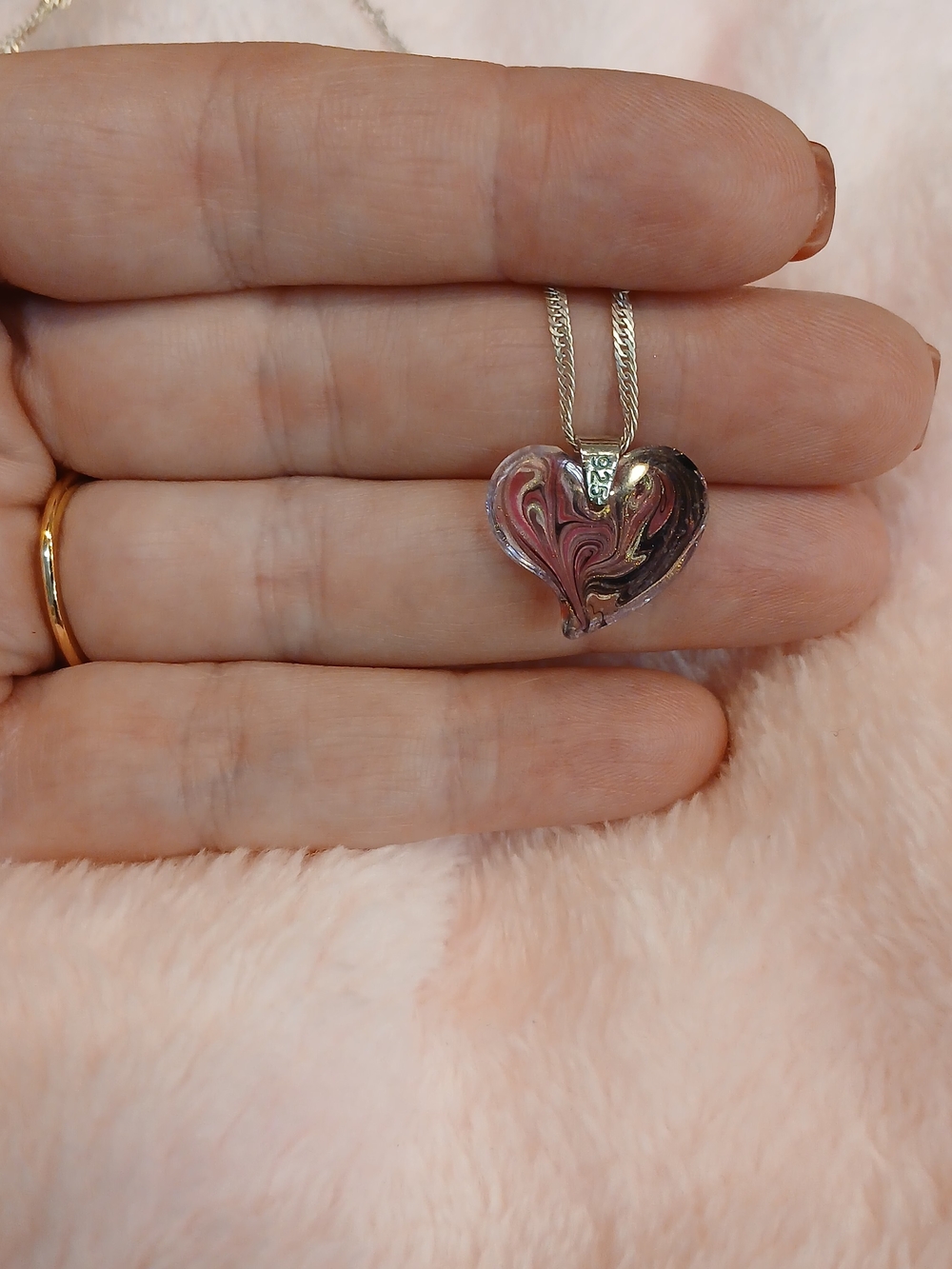 Heart Shaped Pendant Necklace in Pink and Gold - Picture 2 of 9